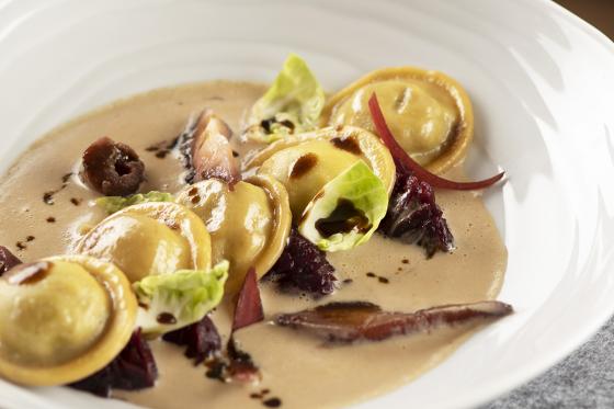 Wellness-Aufenthalt in St.Luc - Inklusive 4-Gänge-Menü für 2 Personen 5 