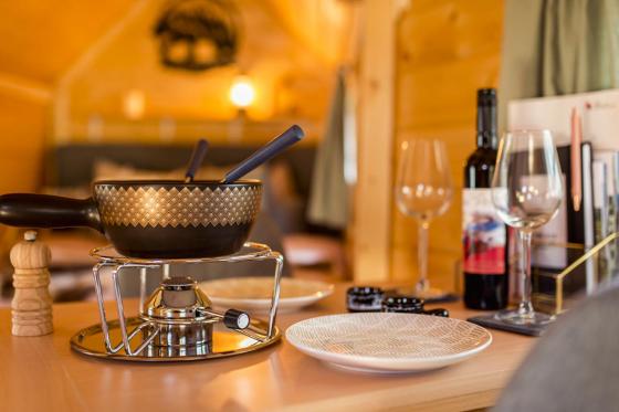 Séjour dans un Kota finlandais  - 1 nuit insolite avec fondue et vin inclus pour 2 personnes 6 