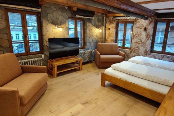 Wellness-Aufenthalt in Leukerbad - 1 Nacht mit Frühstück für 2 Personen 3 