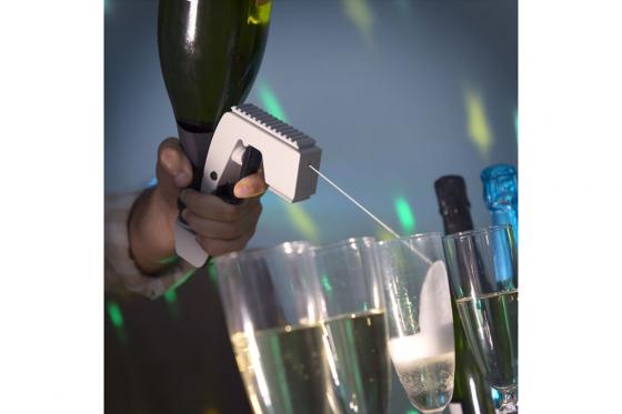 Pistolet à champagne - distributeur d’alcool 2 