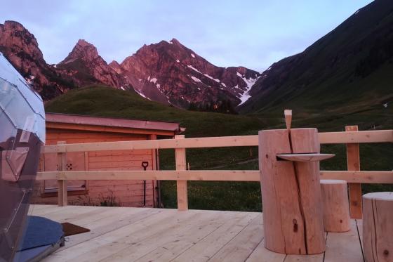 Glas-Iglu mit Hot Tub - für 2 Personen 1 