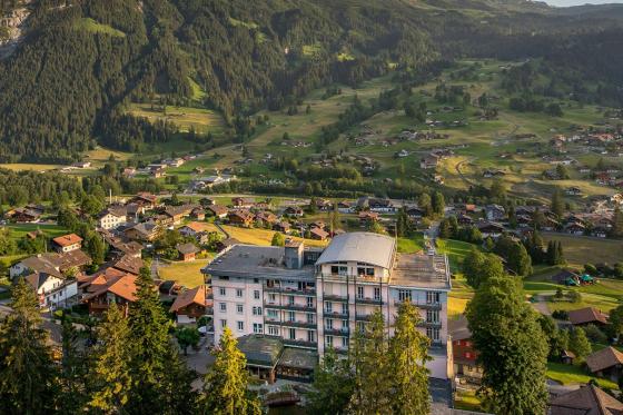 Wellness à Grindelwald - Nuit en chambre double Classic avec apéritif & petit déjeuner 7 