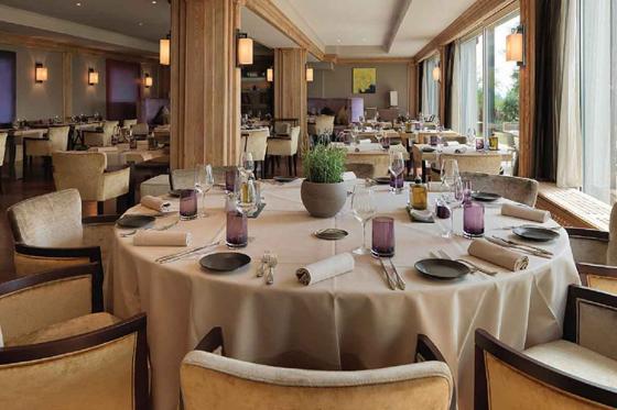 Une nuit 5* à Crans-Montana - Avec wellness & petit déjeuner pour 2 personnes 3 