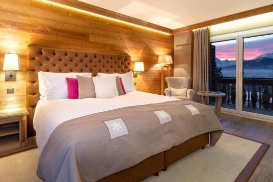 Nuit 5* wellness & gastronomie - À Crans-Montana pour 2 personnes  