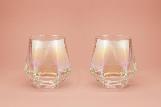 Verres en forme de diamant - avec effet arc-en-ciel  