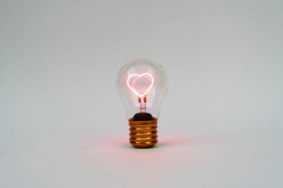 LED Glühbirne Herz - kabellos 1 