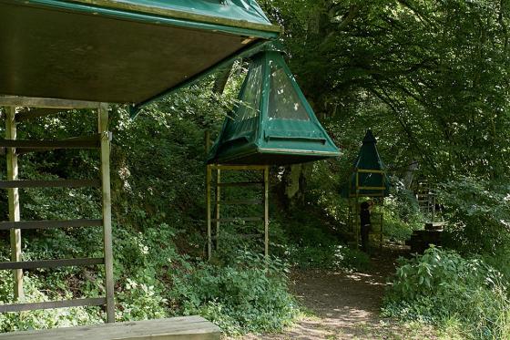 Dormir dans une tente suspendue - Séjour insolite pour 2 personnes  