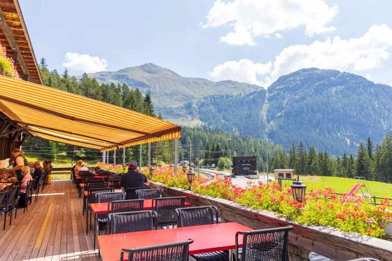 Wellness Übernachtung in Davos - inkl. 4-Gang Abendessen für 2 Personen 9 