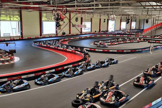 Karting à Payerne - 2 x 10 minutes avec boisson offerte pour 1 personne 1  Karting à Payerne - 2 x 10 minutes avec boisson offerte pour 1 personne 1