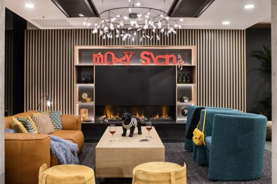 Hotel & Bodyflying in Sion - Übernachtung & Freifallsimulator im Windkanal für 2 Personen 5 