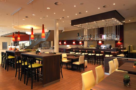 4* Hotel Wellness Übernachtung - inkl. Eintritt ins aquabasilea mit Sauna und Spa für 2 Personen 4 