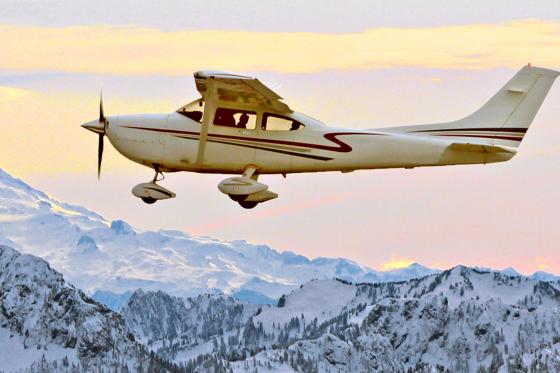 Flug in Bex - 45-minütiger Flug über die Voralpen für 1 Person  