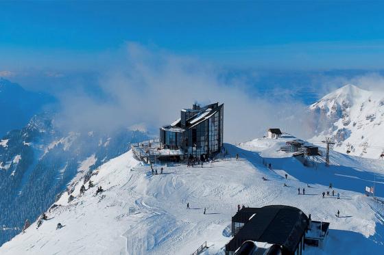 Le Kuklos Drehrestaurant - 3 Gang-Menü mit Panoramablick auf die Alpen für 2 Personen 5 