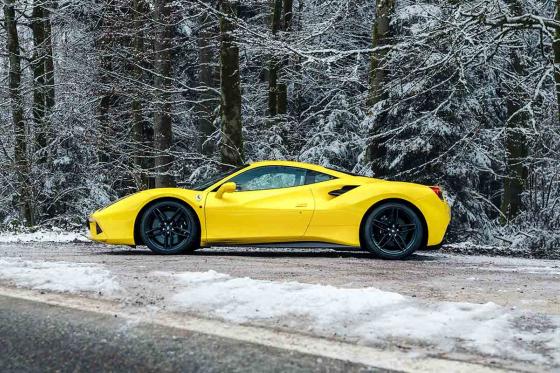 Conduire une Ferrari 488 GTB - pendant 3 heures sans limite de kilométrage pour 1 personne 1 