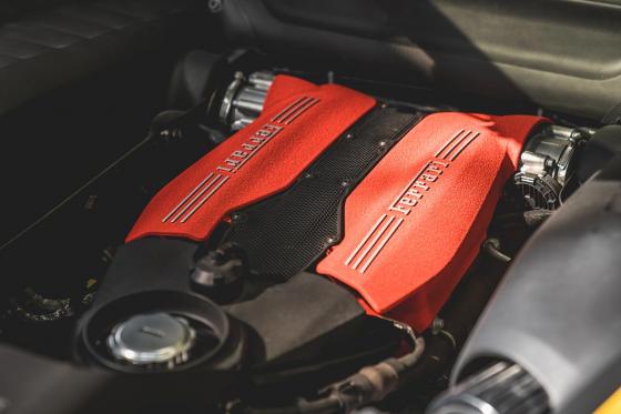 Conduire une Ferrari 488 GTB - pendant 3 heures sans limite de kilométrage pour 1 personne 5 