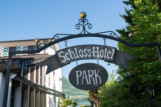 Nuitée au château - au bord du lac, dîner aux chandelles inclus 9 