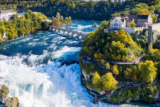Hélicoptère sur les chutes du Rhin - 50 minutes de vol pour 1 personne 1 