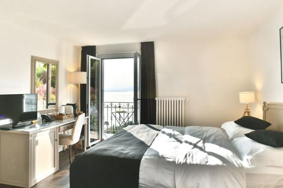 Séjour romantique & Wellness - 1 nuit en chambre Deluxe Lac avec petit déjeuner pour 2 personnes 1 