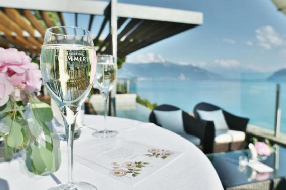 Séjour romantique & Wellness - 1 nuit en chambre Deluxe Lac avec petit déjeuner pour 2 personnes 13 