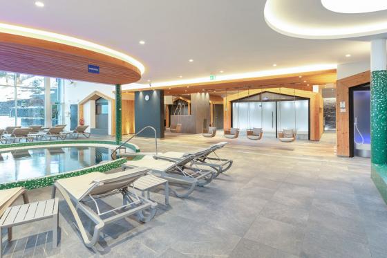 Massage day & repas à Ovronnaz - Avec accès illimité aux bains et au spa pour 2 personnes 2 