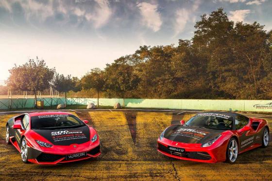 Ferrari & Lamborghini  - 4 Runden auf der Rennstrecke für 1 Person  