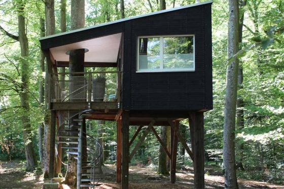 Waldhütten-Übernachtung - inkl. Frühstück für 2 Personen 2 