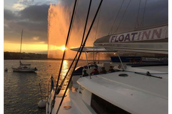 Nuitée sur un catamaran - 1 nuit pour 2 personnes en chambre double, avec petit déjeuner 4 