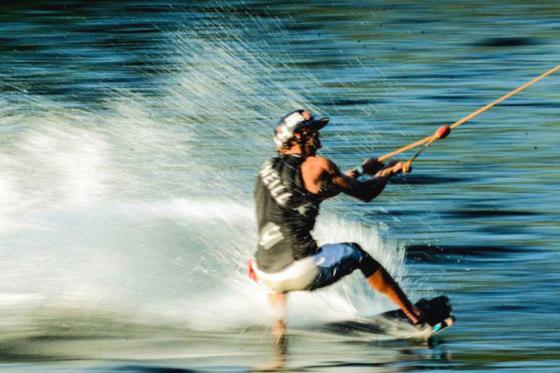 Téléski nautique pour 2 - Forfait 2h + Matériel + Repas inclus 2 