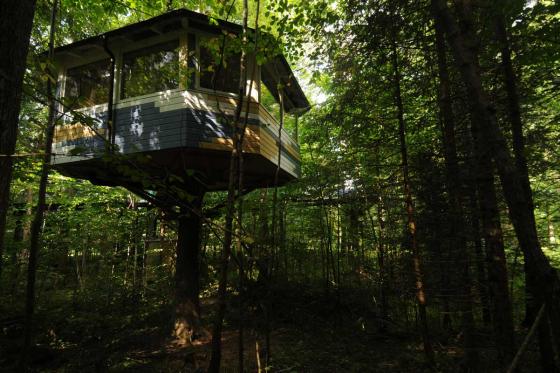 Nuit dans une cabane perchée - pour 2 personnes, petit déjeuner inclus 2 