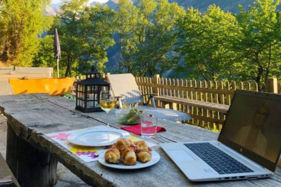 Nuit dans les montagnes - avec petit déjeuner et jacuzzi à l'Atelier 1786 4 