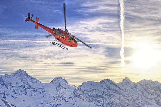 Eiger, Mönch & Jungfrau Heli-Flug - 30 Minuten & Aperitif auf dem Gletscher | 2 Personen  