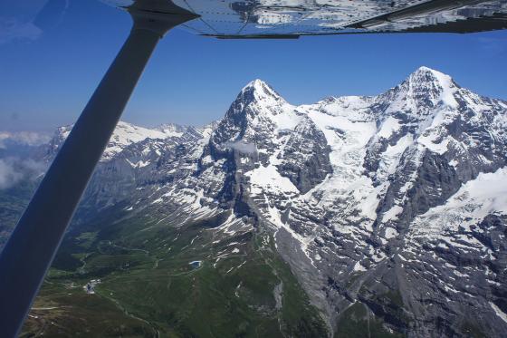 Rhonetaler Rundflug - 100 Minuten für 2 Personen 1 