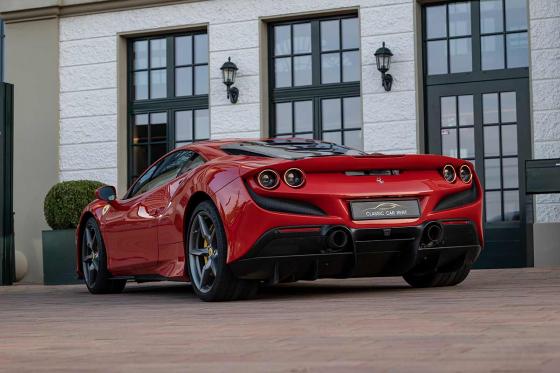 Location d'une Ferarri F8 Tributo - sans limite de kilomètres pour 3 heures 1 