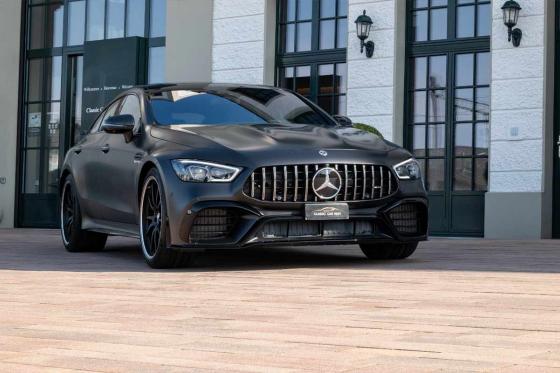 Mercedes GT63 AMG - location sans limite de kilomètres pour 3 heures  
