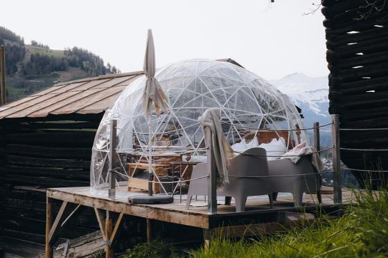 Nuitée en Bubble-Suite - En semain, face à une ancienne grange & coin feu, pour 2 personnes  