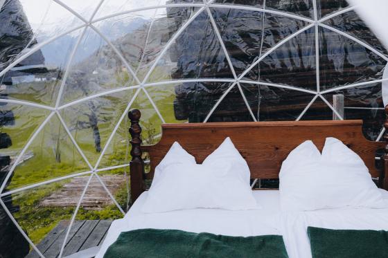 Nuitée en Bubble-Suite - En semain, face à une ancienne grange & coin feu, pour 2 personnes 3 