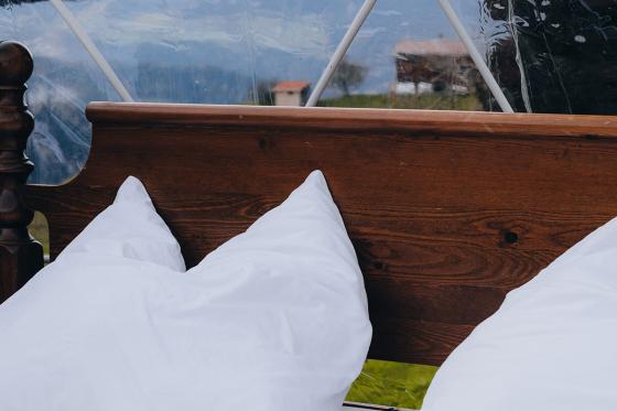 Nuitée en Bubble-Suite - En semain, face à une ancienne grange & coin feu, pour 2 personnes 4 