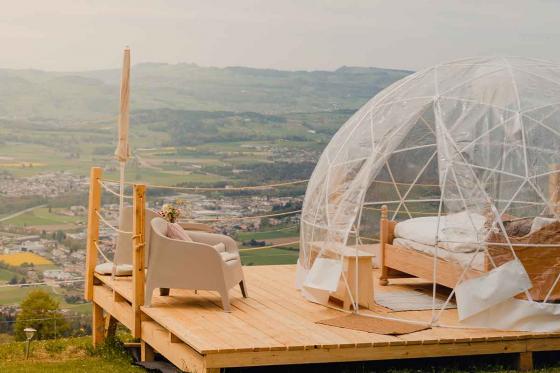Bubble-Suite Übernachtung - inkl. Frühstückskorb & Aussicht auf die Berge | wochentags  