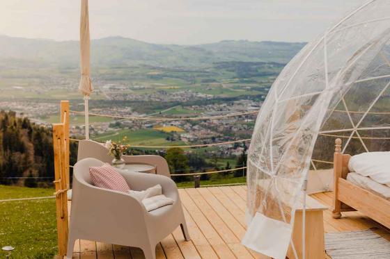 Bubble-Suite Übernachtung - inkl. Frühstückskorb & Aussicht auf die Berge | wochentags 4 