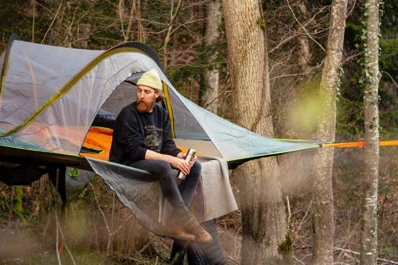 Nuit en tente suspendue - En semaine, dans le Jura bâlois & petit déjeuner pour 2 personnes  