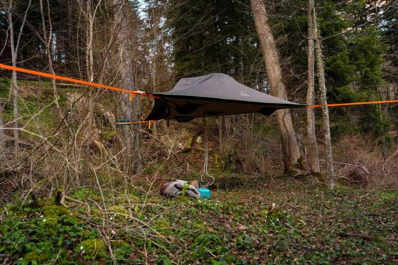 Nuit en tente suspendue - En semaine, dans le Jura bâlois & petit déjeuner pour 2 personnes 3 