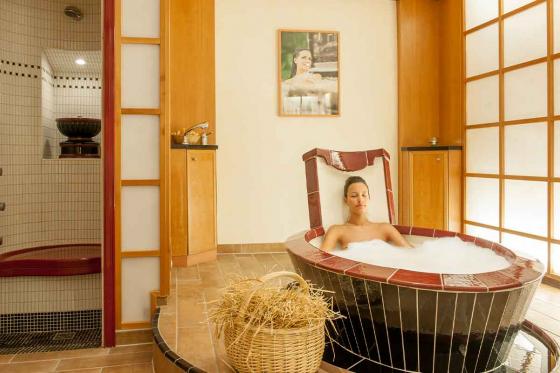 Wellness à Samnaun - 1 nuit avec petit déjeuner & accès au spa pour 2 personnes 4  Wellness à Samnaun - 1 nuit avec petit déjeuner & accès au spa pour 2 personnes 4