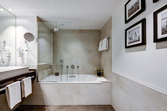 Séjour au lac de Neuchâtel - avec cocktail au Waves et petit déjeuner pour 2 personnes 2 