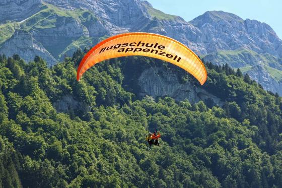 Appenzellerland Gleitschirmfliegen - 15 Minuten für 1 Person 2 