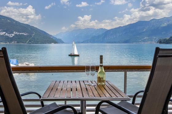 Übernachtung mit Whirlpool  - ausfahrbarer Pool im Zimmer, Dinner & Frühstück im 3* Hotel 5 