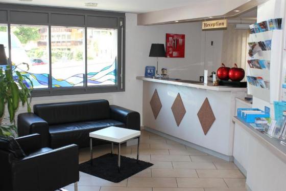 Übernachtung mit Whirlpool  - ausfahrbarer Pool im Zimmer, Dinner & Frühstück im 3* Hotel 11 