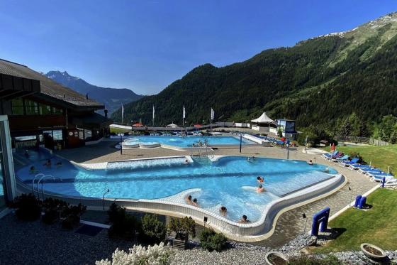 Day Spa in Bains d'Ovronnaz  - Wellnessmoment & 3-Gänge Menü für 1 Person 3 