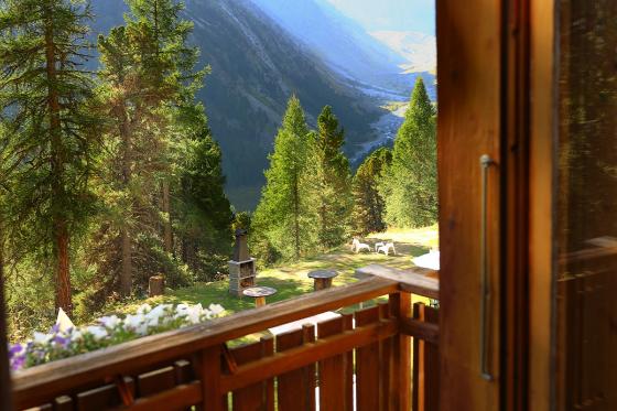 Auszeit am Fusse des Gletschers -  1 Übernachtung mit Frühstück und Abendessen für 2 Personen. 12 