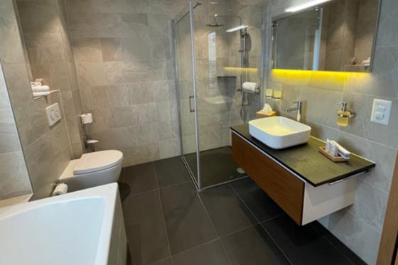 Escapade gourmande - Nuitée en chambre double supérieure & wellness, pour 2 personnes 3 