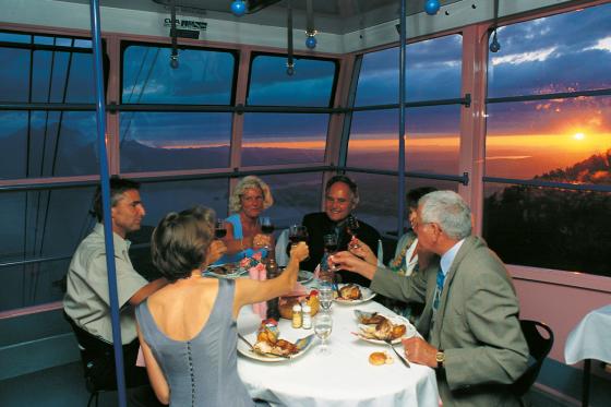 Schwebendes Restaurant - Atemberaubendes Dinner auf der Rigi für 2 Personen 1 